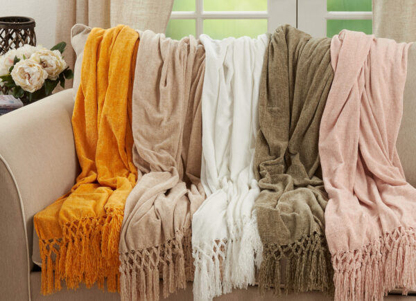 Knotted Chenille Throw | Natural